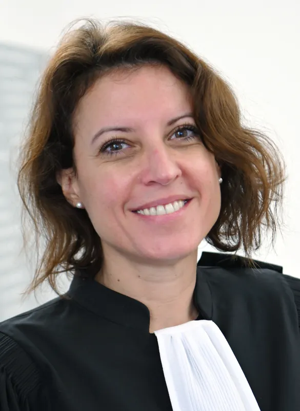 Photo de Ma&icirc;tre Laure CABANE